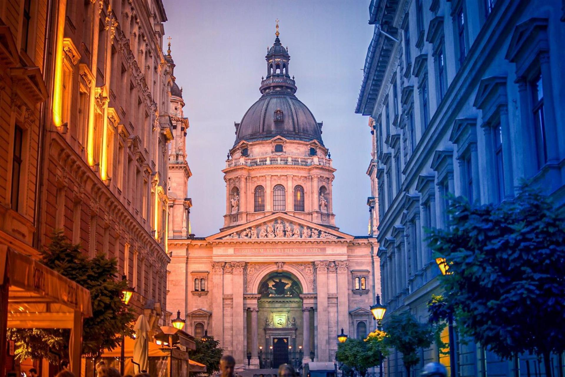 Hercegprimas At Basilica By Corall Budapesta Exterior foto